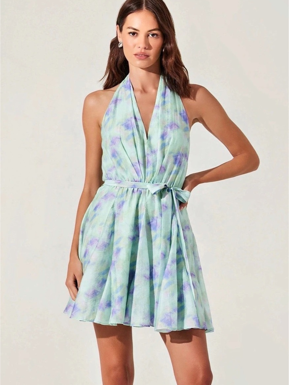 New ASTR the Label Clare Dress Abstract Halter Mini Dress Green & Purple Large